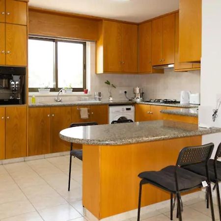 לימסול Guest Apartments מראה חיצוני תמונה
