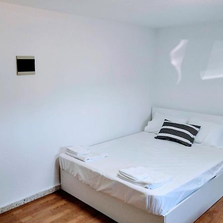 לימסול Guest Apartments מראה חיצוני תמונה